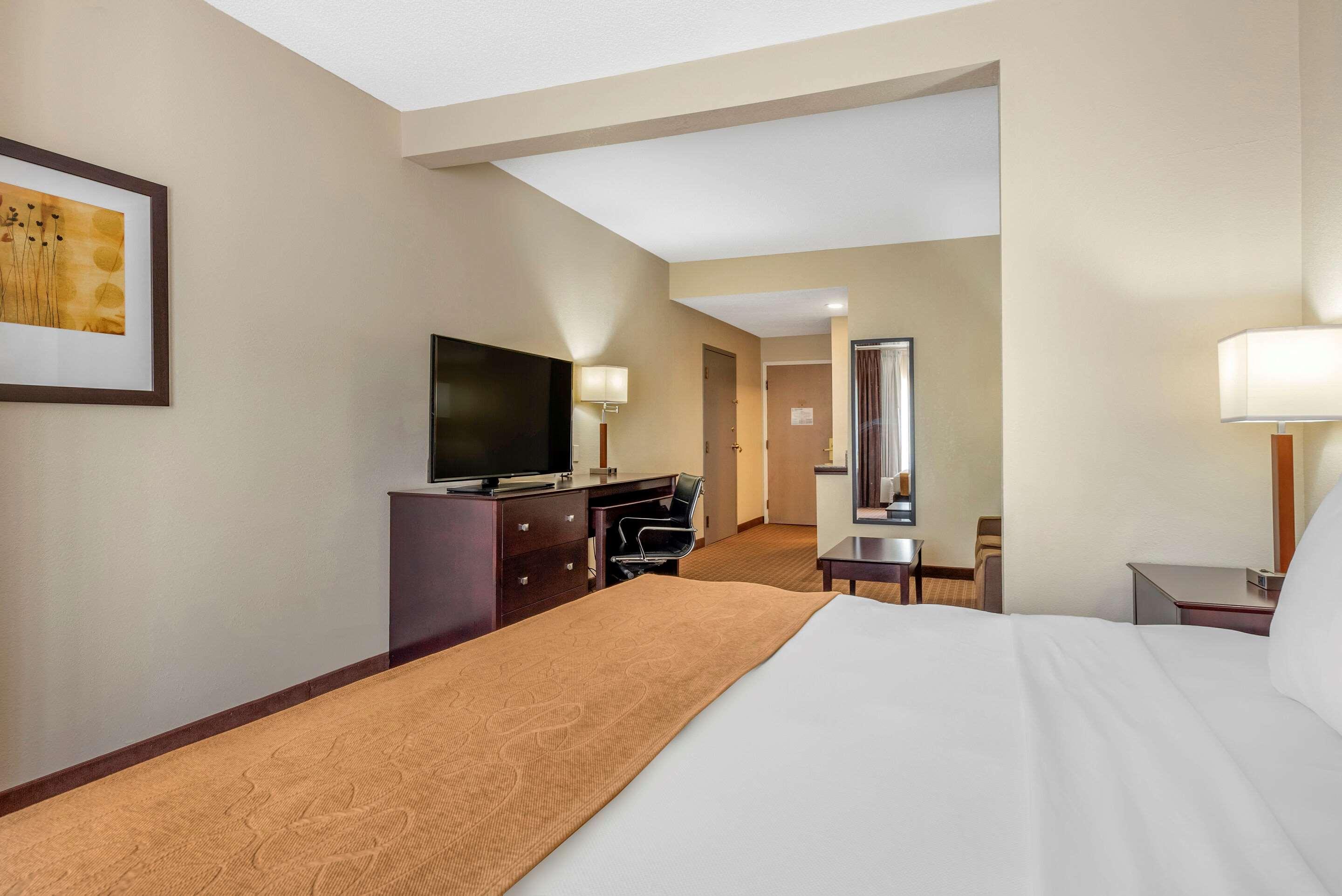 Comfort Suites Marion Exterior foto